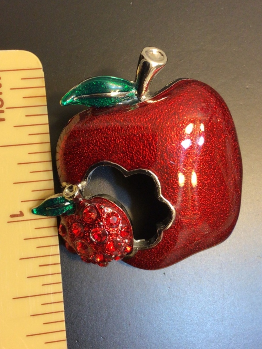 Vintage Red Glitter Guilloche Enamel and Rhinestone Apple Brooch Pin - Picture 12 of 13